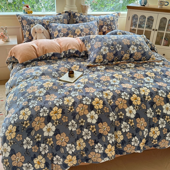 91家纺网 家纺一手货源 找家纺 （总）绵庭家纺 2025新款高克重牛奶绒印花四件套系列