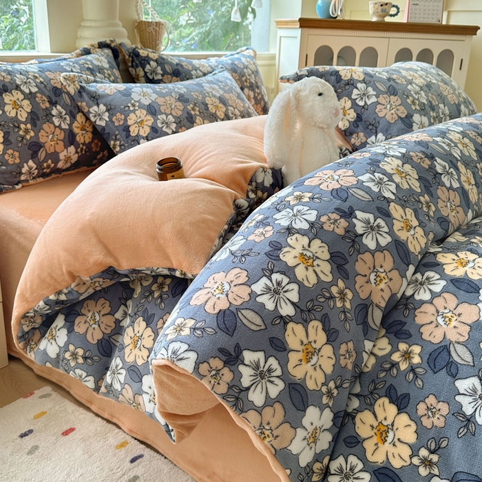 91家纺网 家纺一手货源 找家纺 （总）绵庭家纺 2025新款高克重牛奶绒印花四件套系列