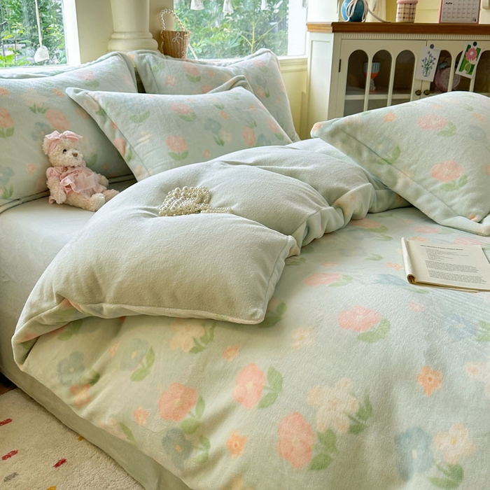 91家纺网 家纺一手货源 找家纺 绵庭家纺 2025新款高克重牛奶绒印花四件套系列 花汐子-绿