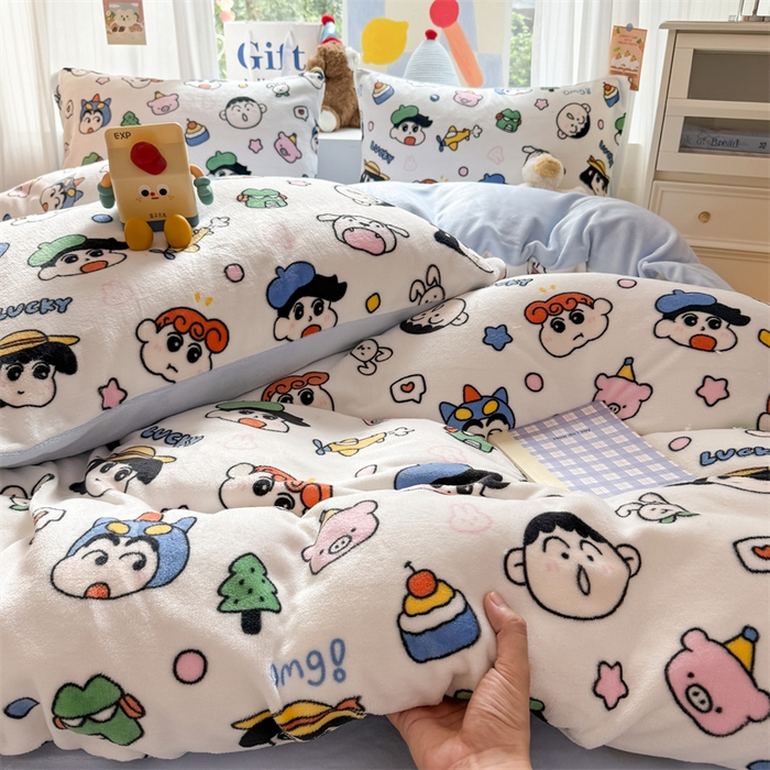 91家纺网 家纺一手货源 找家纺 艾特你 2025新款全工艺200克牛奶绒四件套 小新家族