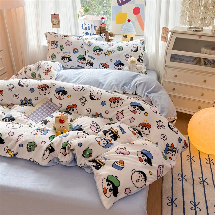 91家纺网 家纺一手货源 找家纺 艾特你 2025新款全工艺200克牛奶绒四件套 小新家族