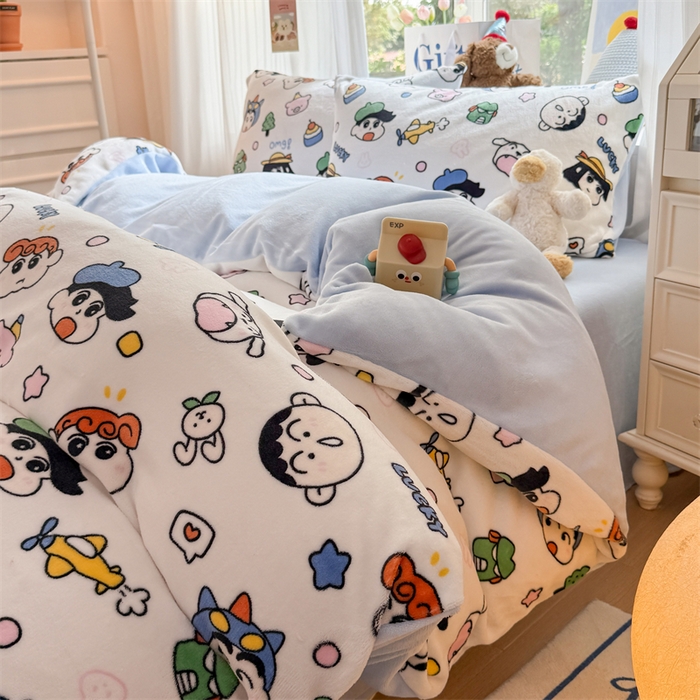 91家纺网 家纺一手货源 找家纺 艾特你 2025新款全工艺200克牛奶绒四件套 小新家族