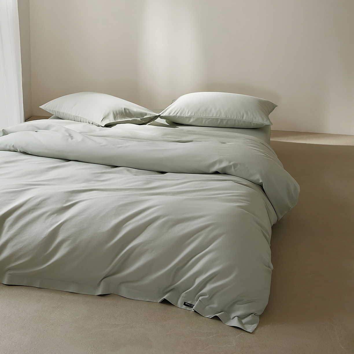 91家纺网 家纺一手货源 找家纺 EH家居 2025新款100S长绒棉小宽边磨毛四件套--云栖系列 晴空蓝