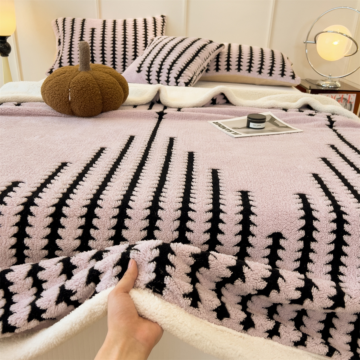 91家纺网 家纺一手货源 找家纺 （总）亚龙工厂店 2025新款云杉绒加厚保暖多功能毛毯毯子