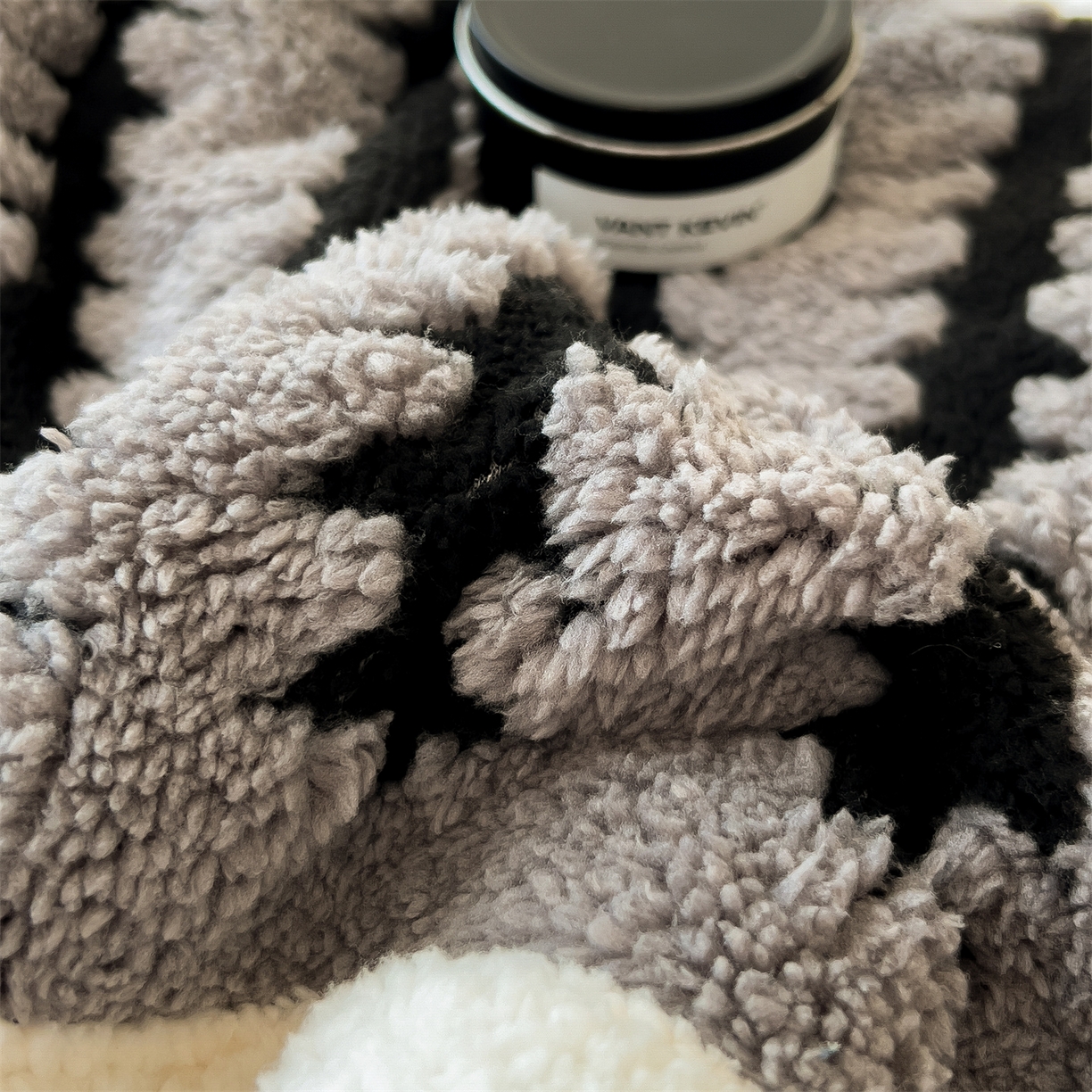 91家纺网 家纺一手货源 找家纺 亚龙工厂店 2025新款云杉绒加厚保暖多功能毛毯毯子 杉影毯 深灰