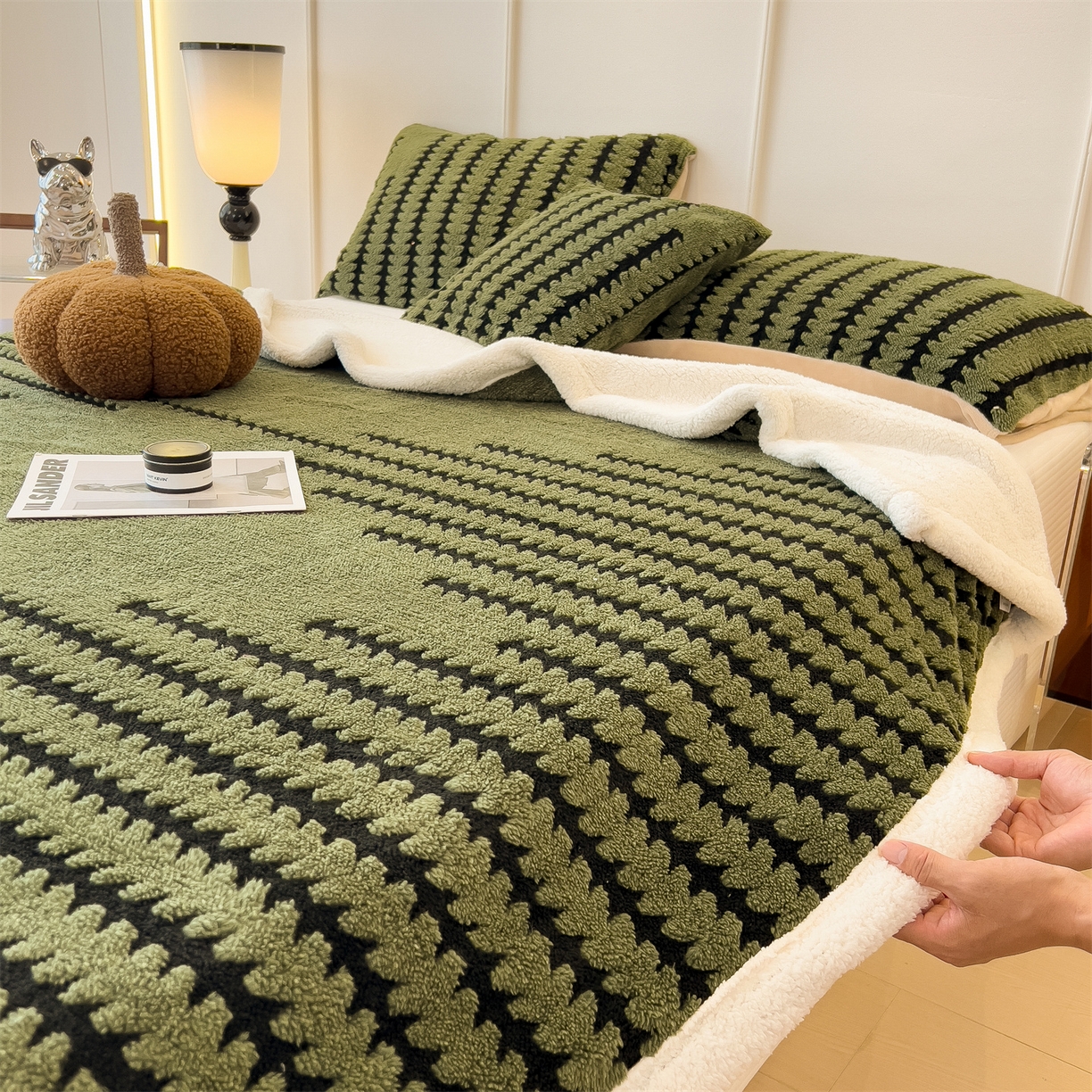 91家纺网 家纺一手货源 找家纺 亚龙工厂店 2025新款云杉绒加厚保暖多功能毛毯毯子 杉影毯 绿