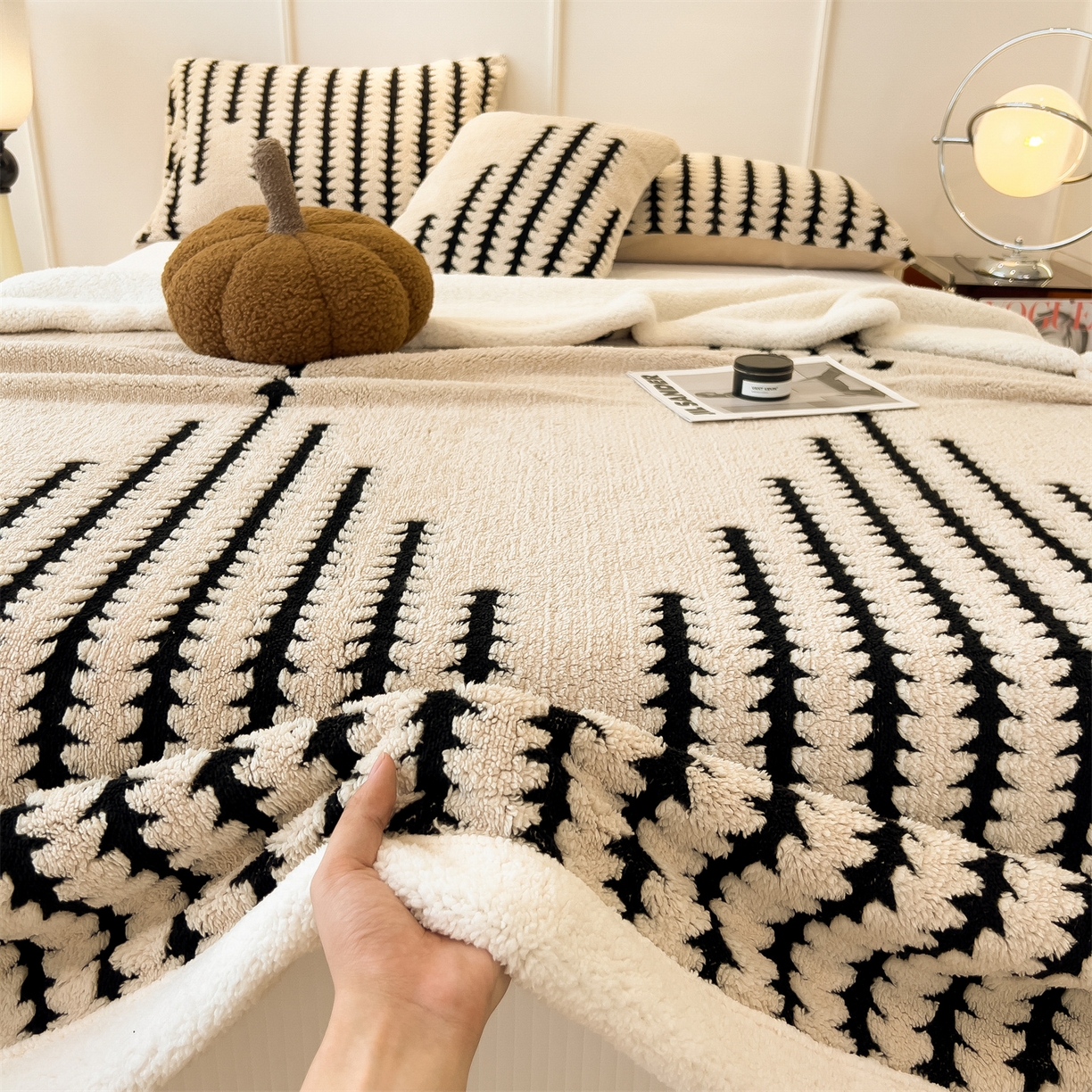 91家纺网 家纺一手货源 找家纺 亚龙工厂店 2025新款云杉绒加厚保暖多功能毛毯毯子 杉影毯 卡其