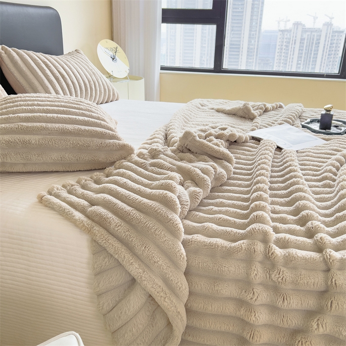 91家纺网 家纺一手货源 找家纺 亚龙工厂店 2025新款时尚活性抗静电兔绒毛毯毯子 兔毛卡其