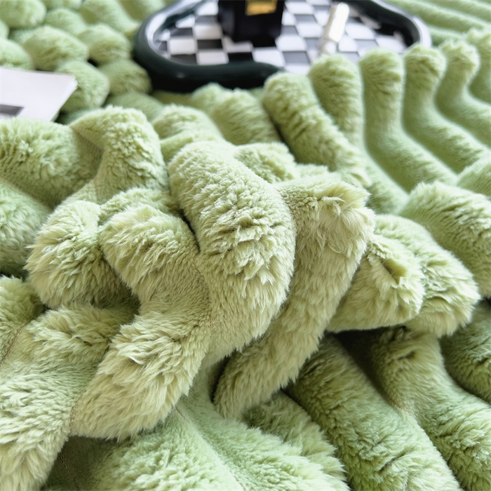 91家纺网 家纺一手货源 找家纺 亚龙工厂店 2025新款时尚活性抗静电兔绒毛毯毯子 兔毛果绿