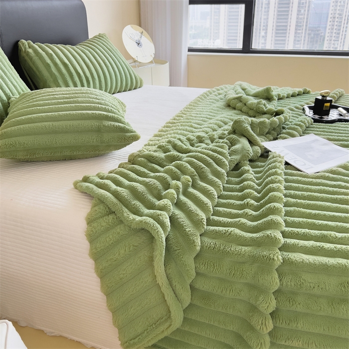 91家纺网 家纺一手货源 找家纺 亚龙工厂店 2025新款时尚活性抗静电兔绒毛毯毯子 兔毛果绿