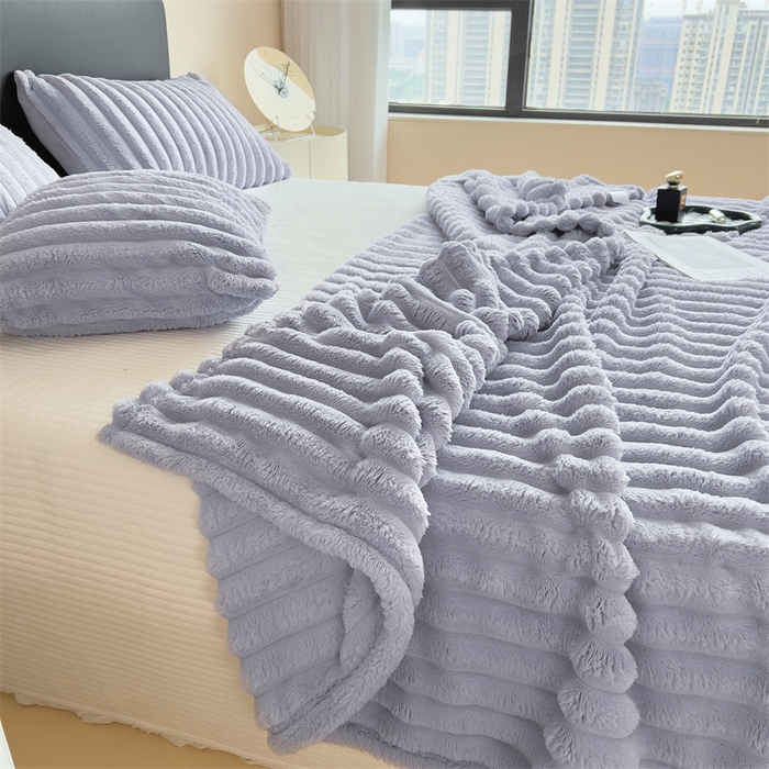 91家纺网 家纺一手货源 找家纺 亚龙工厂店 2025新款时尚活性抗静电兔绒毛毯毯子 兔毛紫