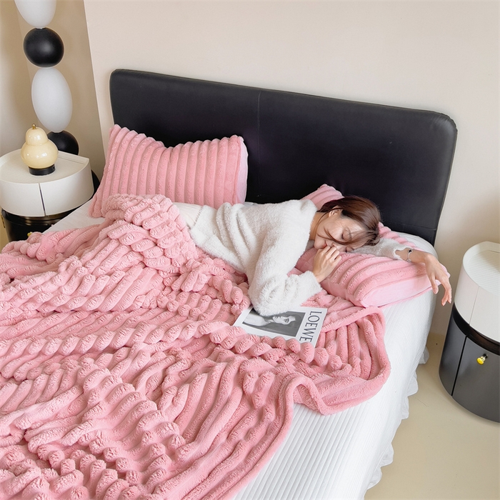 91家纺网 家纺一手货源 找家纺 亚龙工厂店 2025新款时尚活性抗静电兔绒毛毯毯子 兔毛粉