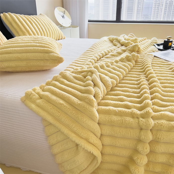 91家纺网 家纺一手货源 找家纺 亚龙工厂店 2025新款时尚活性抗静电兔绒毛毯毯子 兔毛奶黄