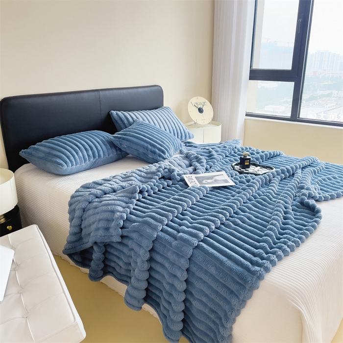 91家纺网 家纺一手货源 找家纺 亚龙工厂店 2025新款时尚活性抗静电兔绒毛毯毯子 兔毛蓝