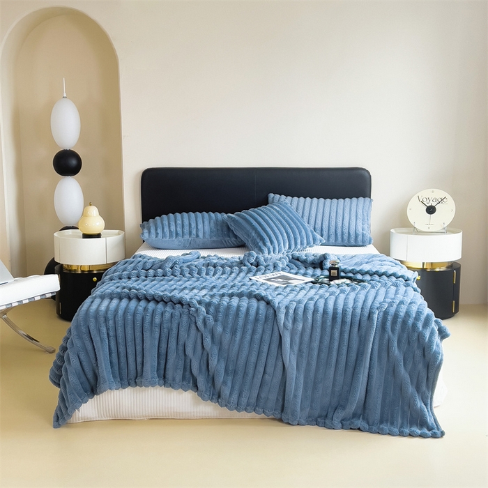 91家纺网 家纺一手货源 找家纺 亚龙工厂店 2025新款时尚活性抗静电兔绒毛毯毯子 兔毛蓝