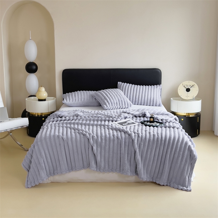 91家纺网 家纺一手货源 找家纺 亚龙工厂店 2025新款时尚活性抗静电兔绒毛毯毯子 兔毛紫