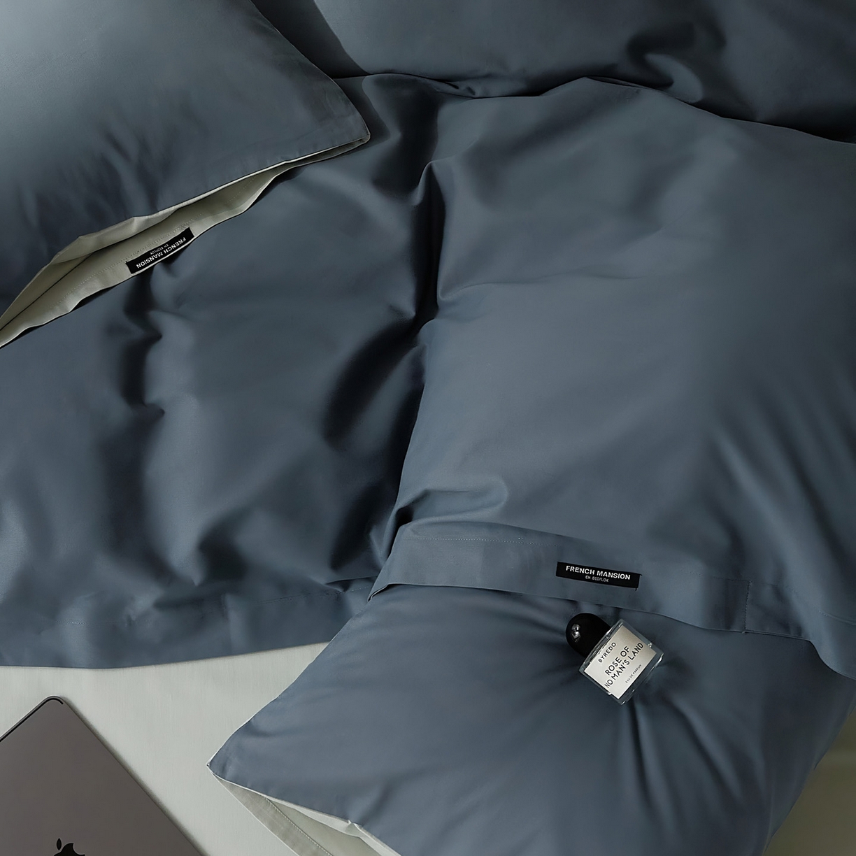 91家纺网 家纺一手货源 找家纺 EH家居 2025新款100S长绒棉小宽边磨毛四件套--云栖系列 深海晴空