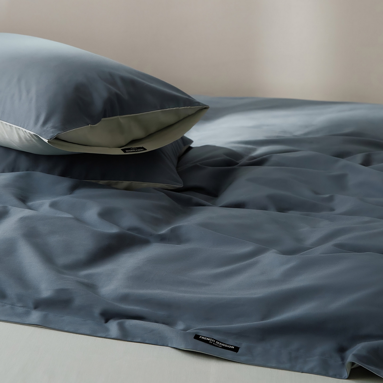 91家纺网 家纺一手货源 找家纺 EH家居 2025新款100S长绒棉小宽边磨毛四件套--云栖系列 深海晴空