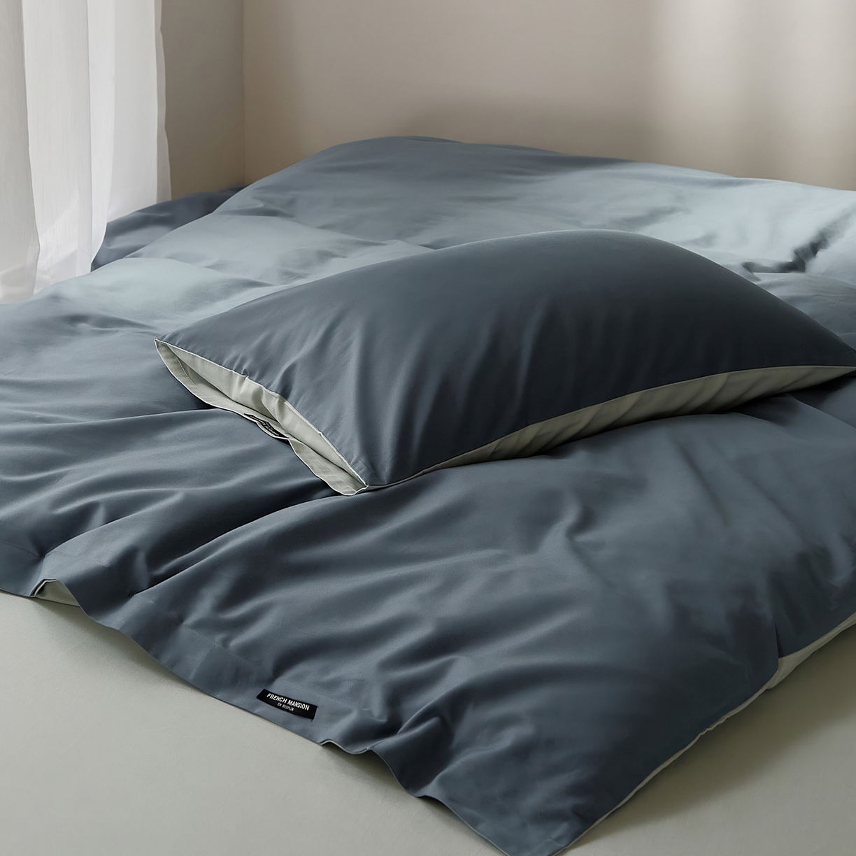 91家纺网 家纺一手货源 找家纺 EH家居 2025新款100S长绒棉小宽边磨毛四件套--云栖系列 深海晴空