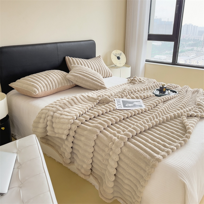 91家纺网 家纺一手货源 找家纺 亚龙工厂店 2025新款时尚活性抗静电兔绒毛毯毯子 兔毛卡其