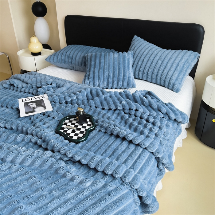 91家纺网 家纺一手货源 找家纺 亚龙工厂店 2025新款时尚活性抗静电兔绒毛毯毯子 兔毛蓝