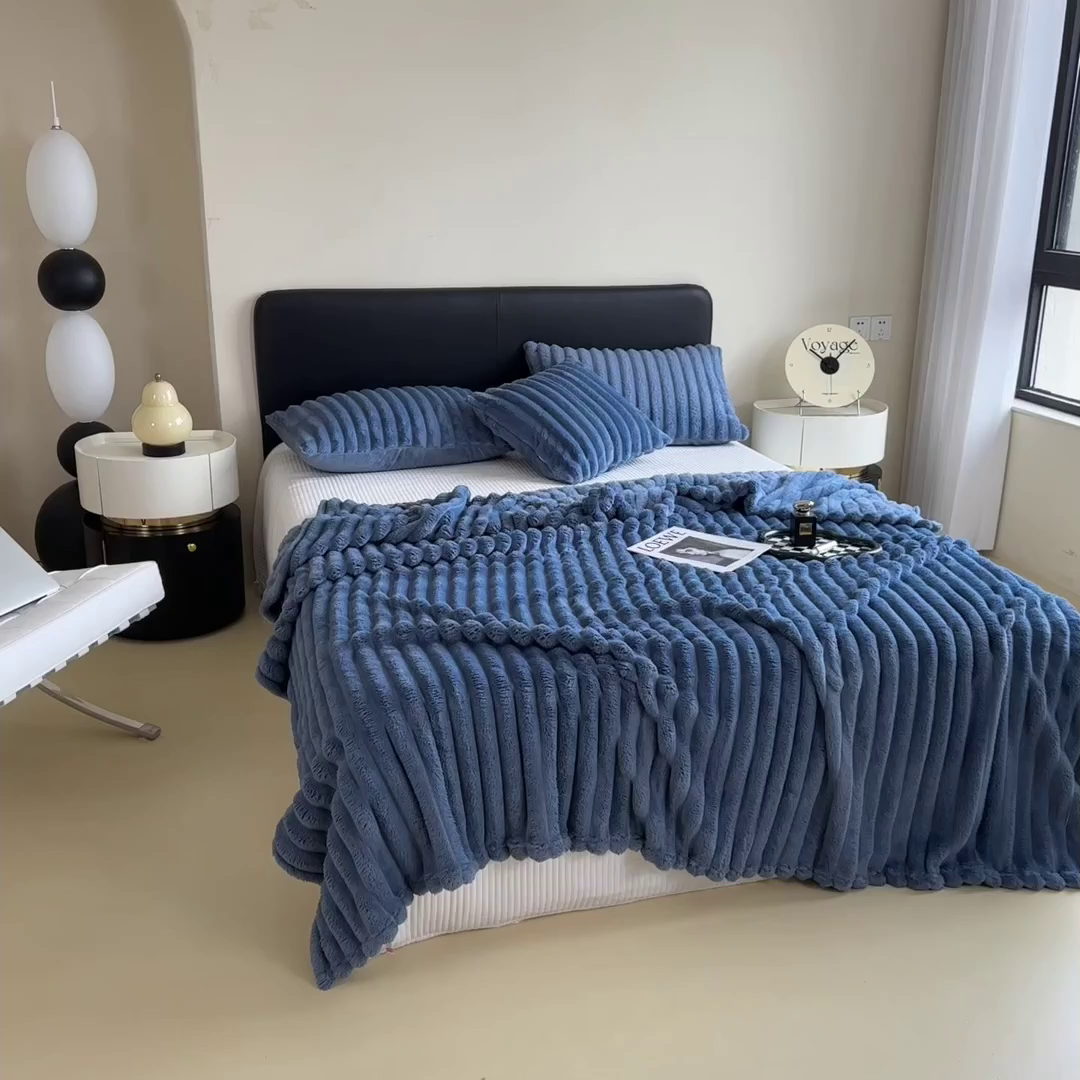 91家纺网 家纺一手货源 找家纺 亚龙工厂店 2025新款时尚活性抗静电兔绒毛毯毯子 兔毛蓝