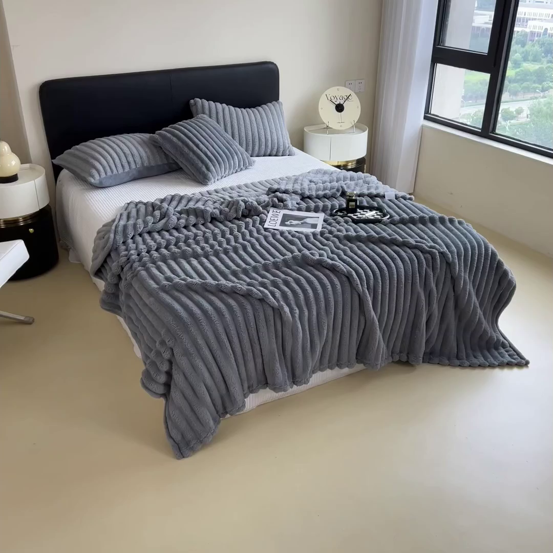 91家纺网 家纺一手货源 找家纺 亚龙工厂店 2025新款时尚活性抗静电兔绒毛毯毯子 兔毛银灰