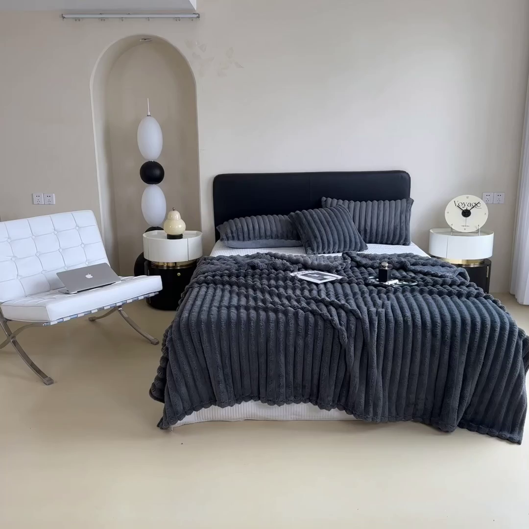 91家纺网 家纺一手货源 找家纺 亚龙工厂店 2025新款时尚活性抗静电兔绒毛毯毯子 兔毛深灰