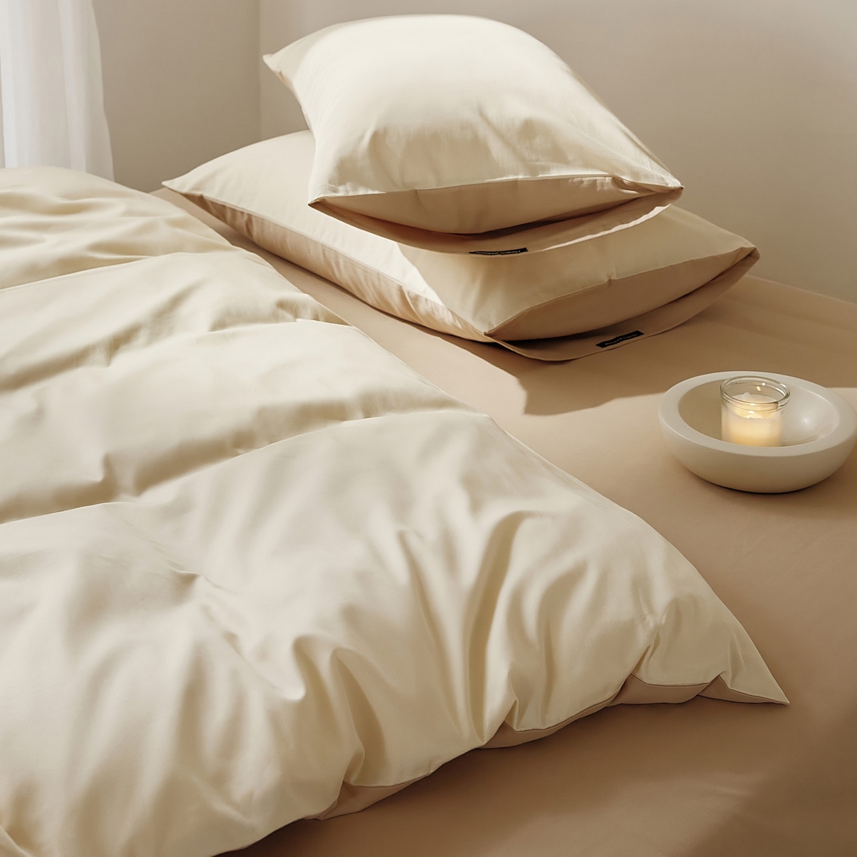 91家纺网 家纺一手货源 找家纺 EH家居 2025新款100S长绒棉小宽边磨毛四件套--云栖系列 奶白+落日咖