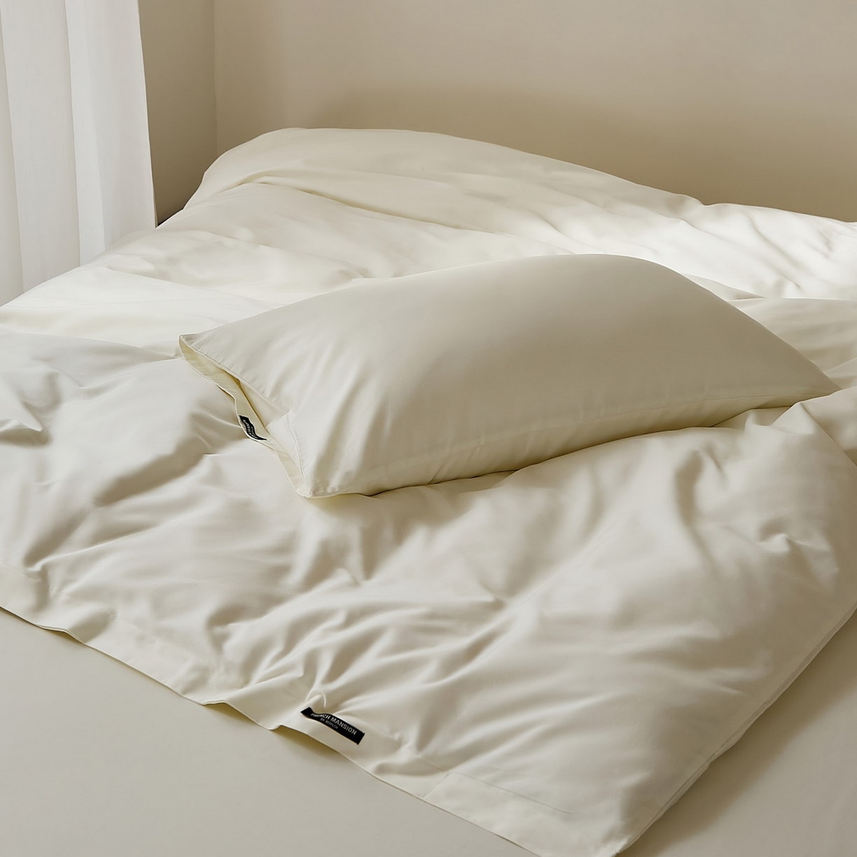 91家纺网 家纺一手货源 找家纺 EH家居 2025新款100S长绒棉小宽边磨毛四件套--云栖系列 柔雾白