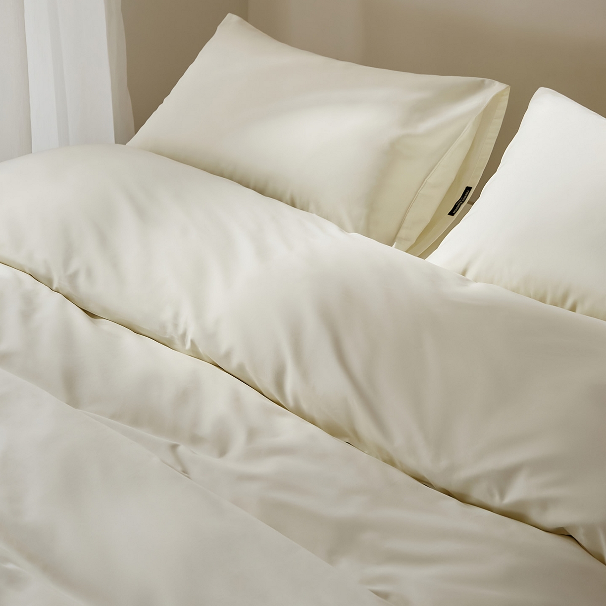 91家纺网 家纺一手货源 找家纺 EH家居 2025新款100S长绒棉小宽边磨毛四件套--云栖系列 柔雾白