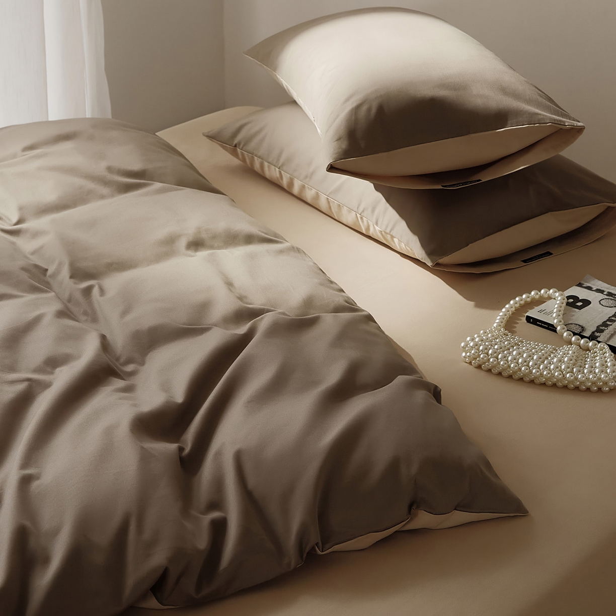 91家纺网 家纺一手货源 找家纺 EH家居 2025新款100S长绒棉小宽边磨毛四件套--云栖系列 摩卡慕斯