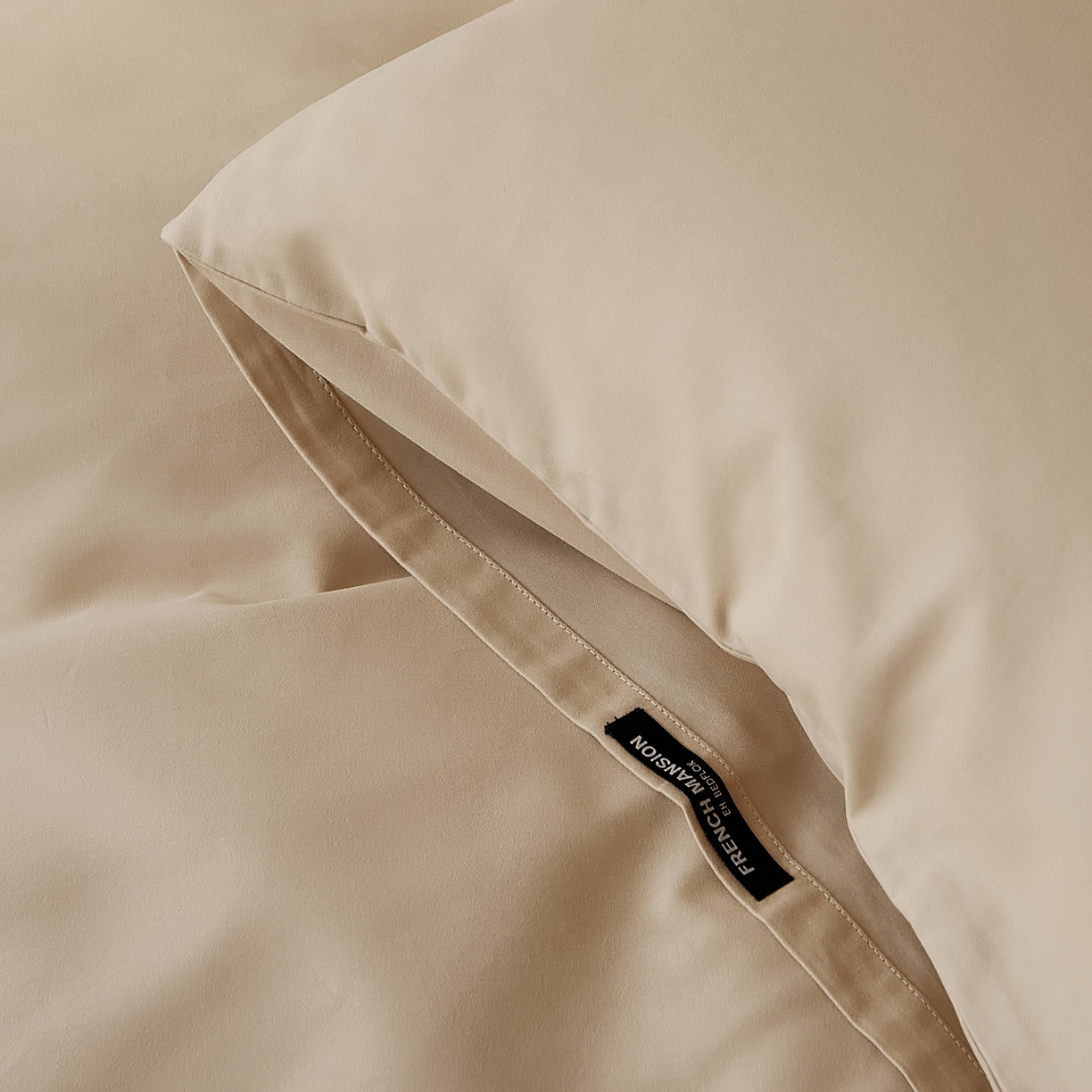 91家纺网 家纺一手货源 找家纺 EH家居 2025新款100S长绒棉小宽边磨毛四件套--云栖系列 布丁奶咖