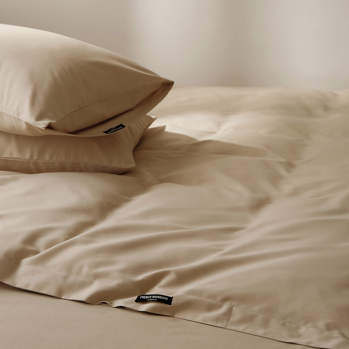 91家纺网 家纺一手货源 找家纺 EH家居 2025新款100S长绒棉小宽边磨毛四件套--云栖系列 布丁奶咖