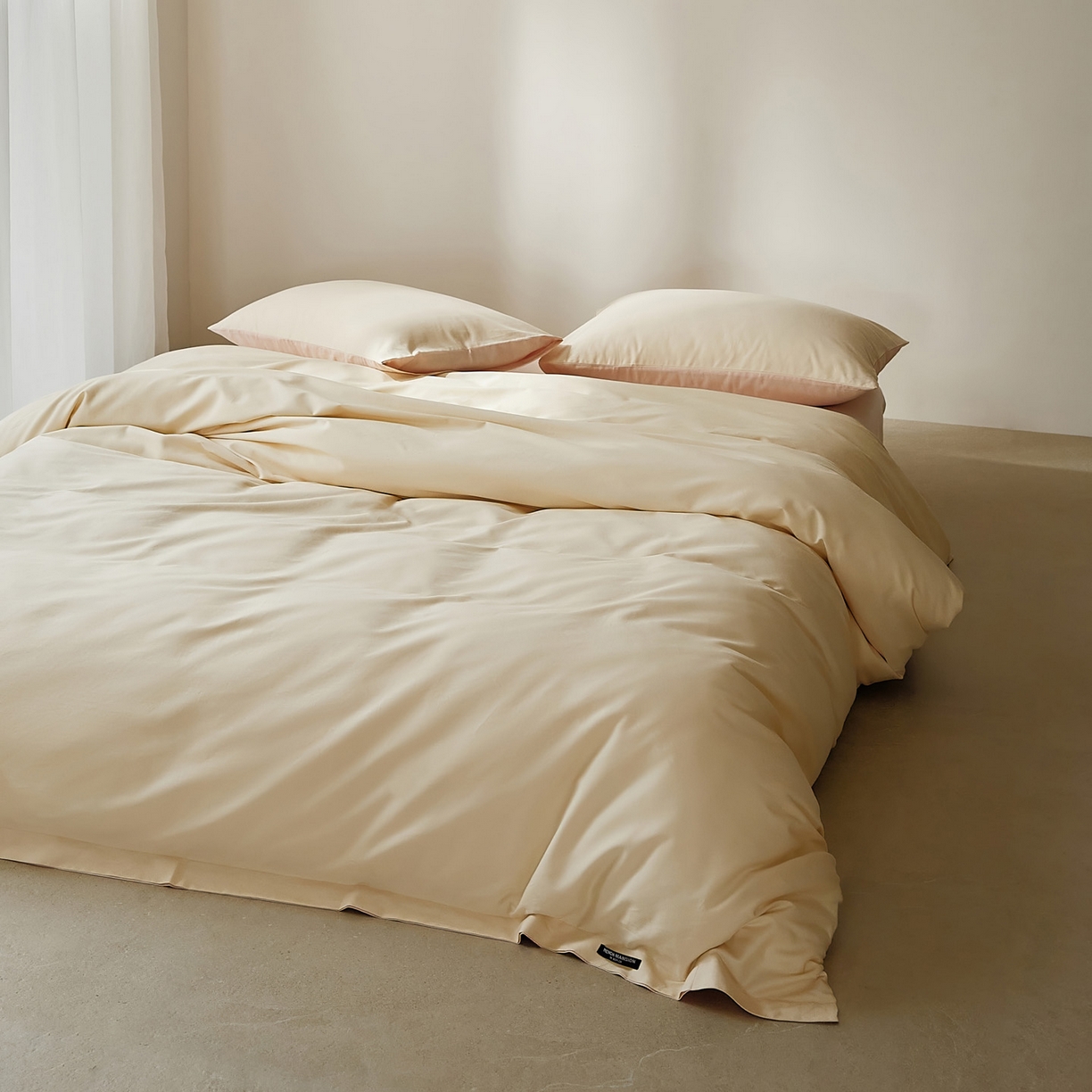 91家纺网 家纺一手货源 找家纺 EH家居 2025新款100S长绒棉小宽边磨毛四件套--云栖系列 白茶桃粉