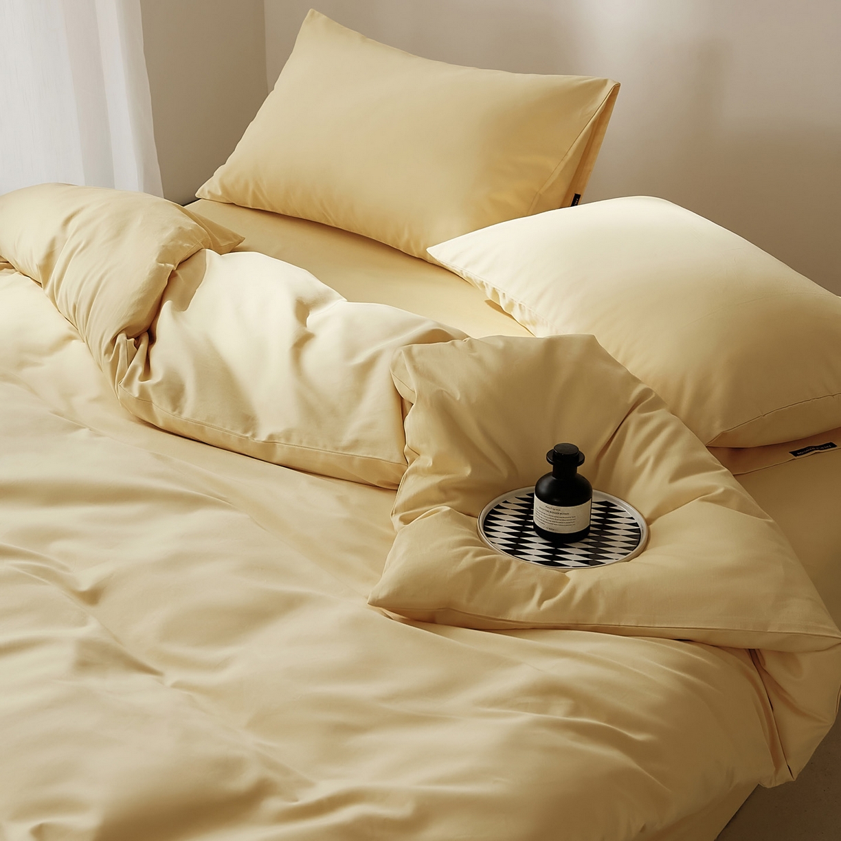 91家纺网 家纺一手货源 找家纺 EH家居 2025新款100S长绒棉小宽边磨毛四件套--云栖系列 雏菊黄