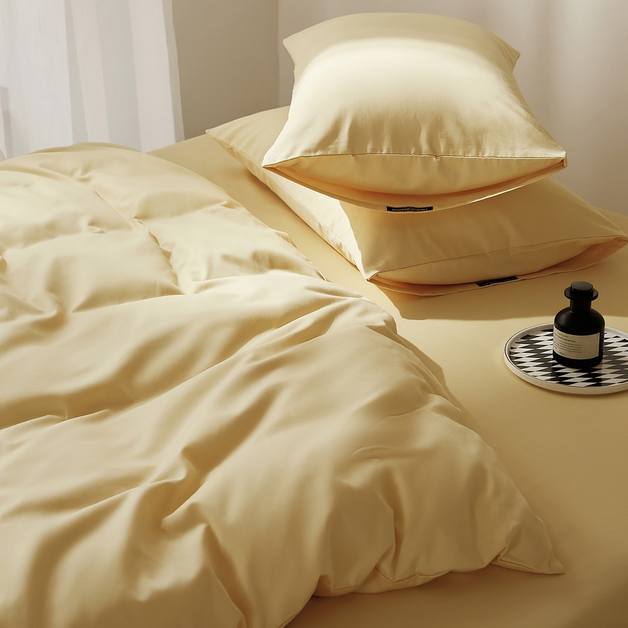 91家纺网 家纺一手货源 找家纺 EH家居 2025新款100S长绒棉小宽边磨毛四件套--云栖系列 雏菊黄