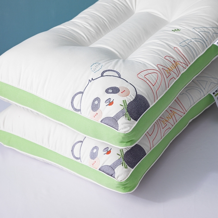 91家纺网 家纺一手货源 找家纺 十仟家纺 2025新款萌熊定型枕枕头枕芯 绿色48*74cm