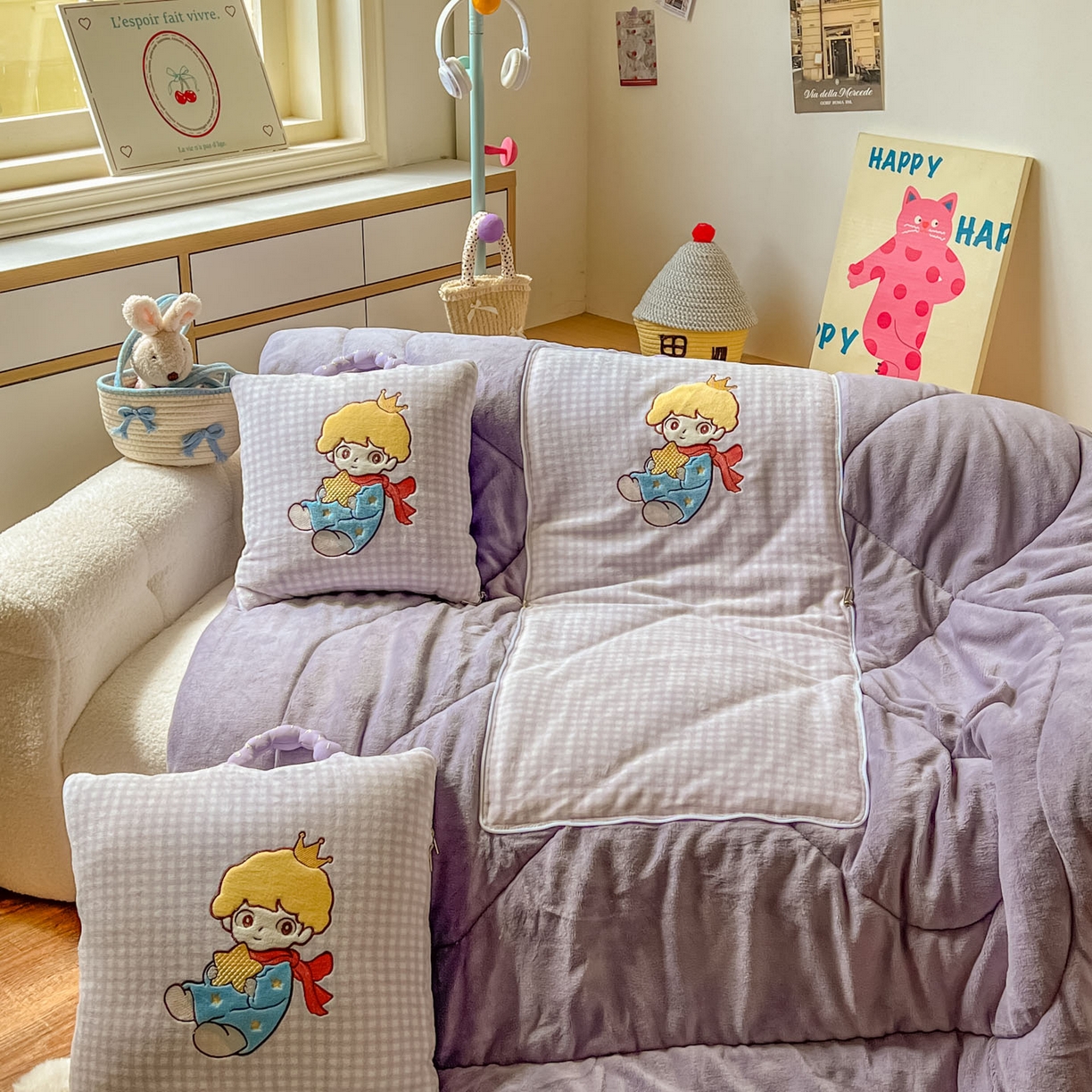 91家纺网 家纺一手货源 找家纺 番茄+ 2025新款加厚牛奶绒小王子抱枕 格子紫