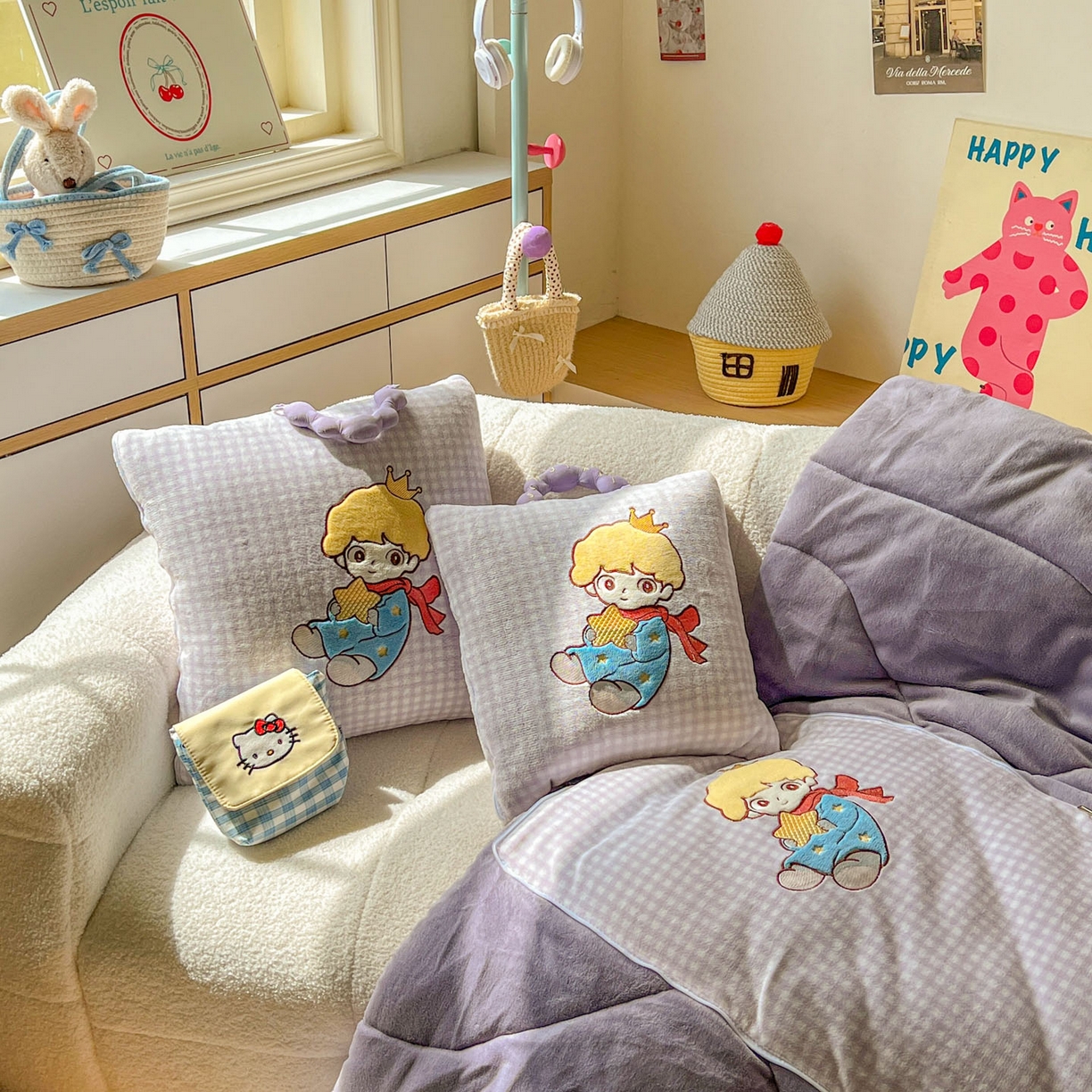 91家纺网 家纺一手货源 找家纺 番茄+ 2025新款加厚牛奶绒小王子抱枕 格子紫