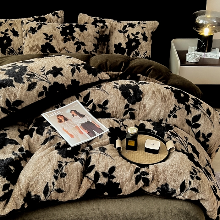 91家纺网 家纺一手货源 找家纺 （总）米可 2025新款美拉德高克重兔毛绒牛奶绒四件套