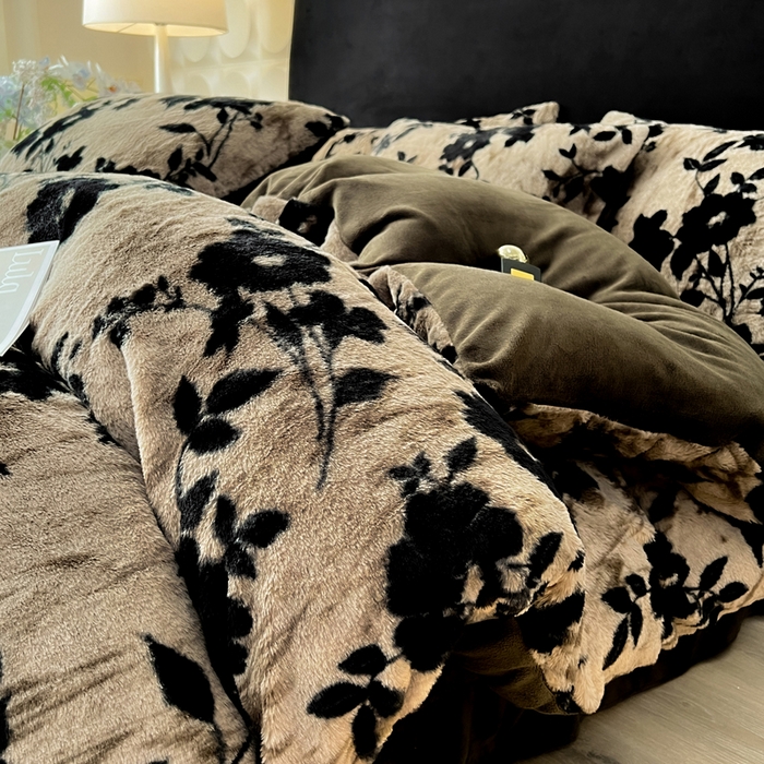 91家纺网 家纺一手货源 找家纺 （总）米可 2025新款美拉德高克重兔毛绒牛奶绒四件套