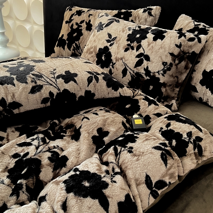 91家纺网 家纺一手货源 找家纺 （总）米可 2025新款美拉德高克重兔毛绒牛奶绒四件套