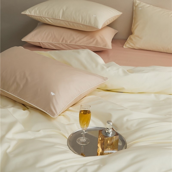 91家纺网 家纺一手货源 找家纺 新款100S长绒棉四件套-云享系列 莫奈白