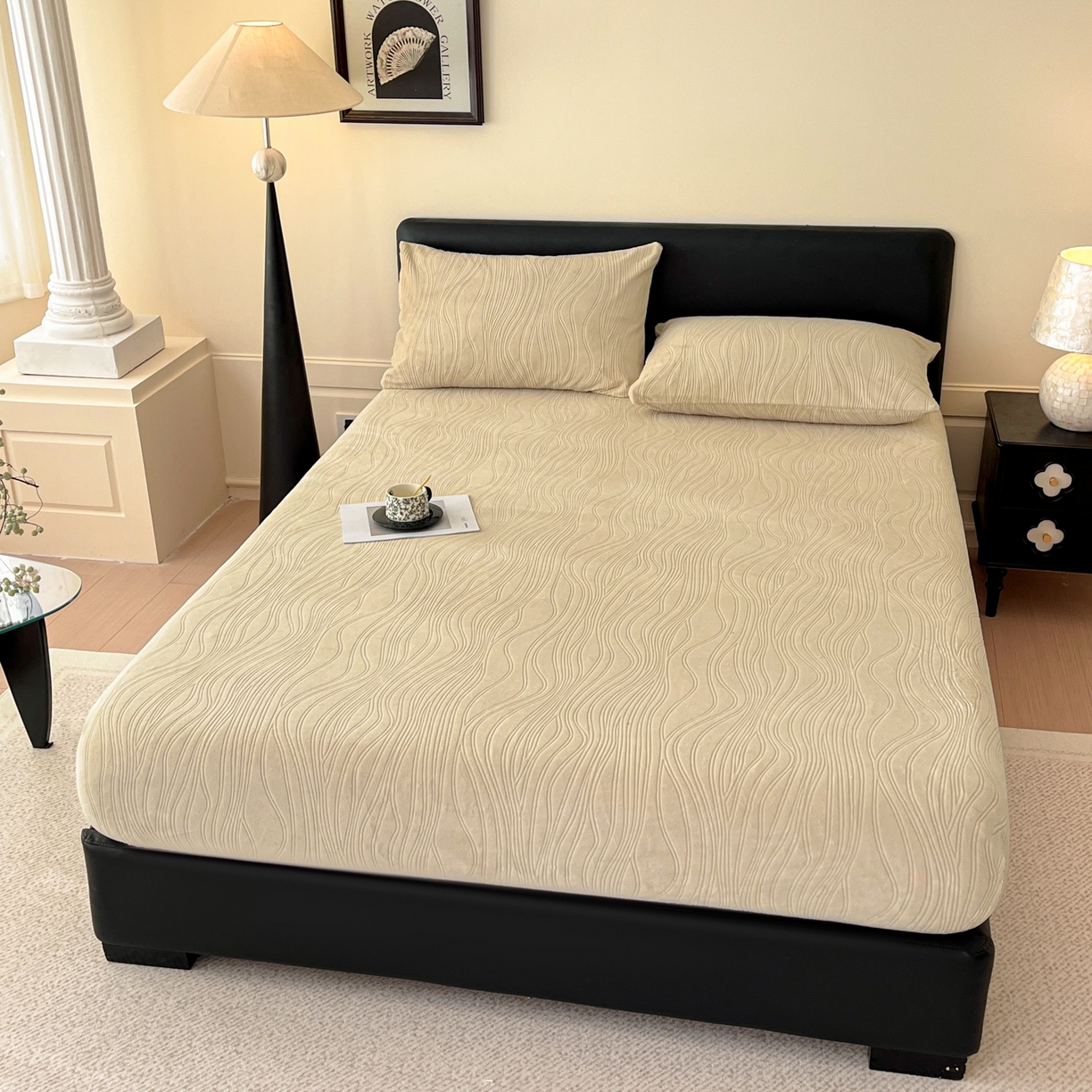 91家纺网 家纺一手货源 找家纺 蓝极人 2025新款烂花牛奶绒床笠 烂花床笠-米杏