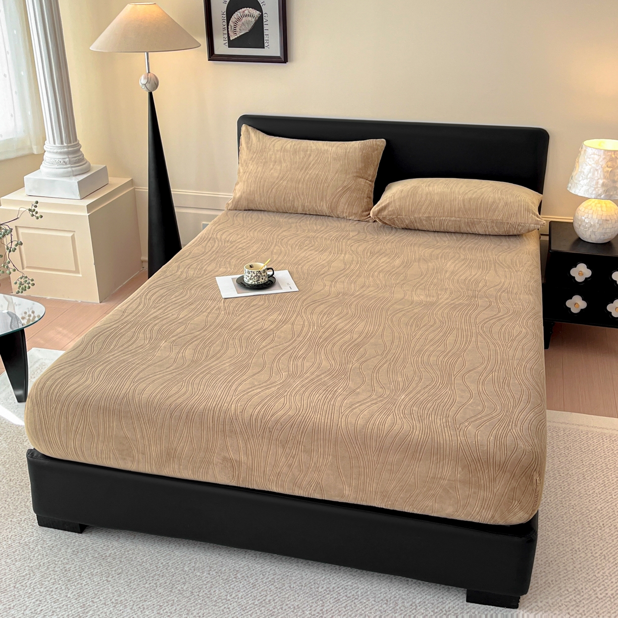 91家纺网 家纺一手货源 找家纺 蓝极人 2025新款烂花牛奶绒床笠 烂花床笠-深咖