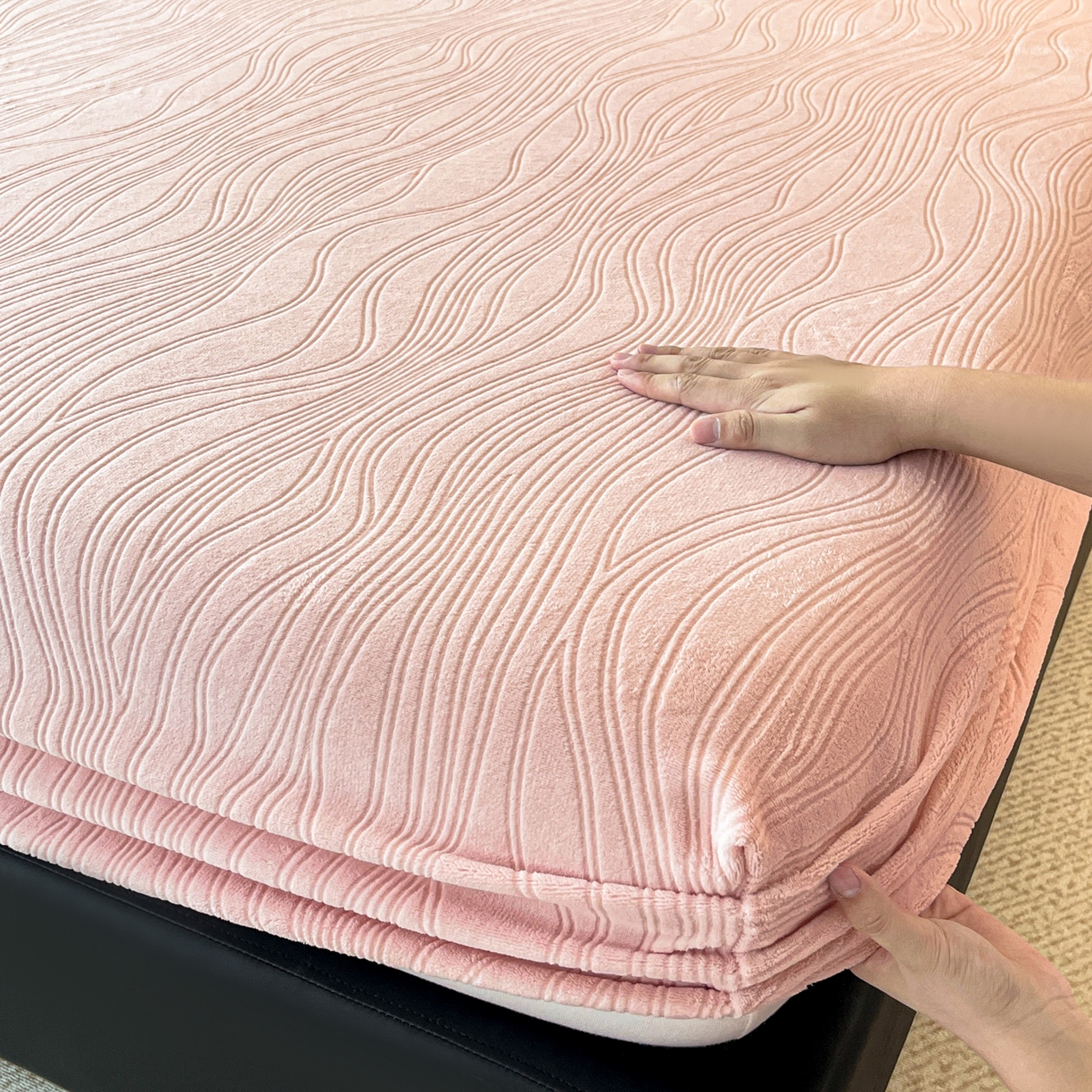 91家纺网 家纺一手货源 找家纺 蓝极人 2025新款烂花牛奶绒床笠 烂花床笠-桃粉