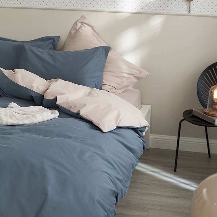 91家纺网 家纺一手货源 找家纺 新款加厚磨毛四件套千草蓝-淡妃粉