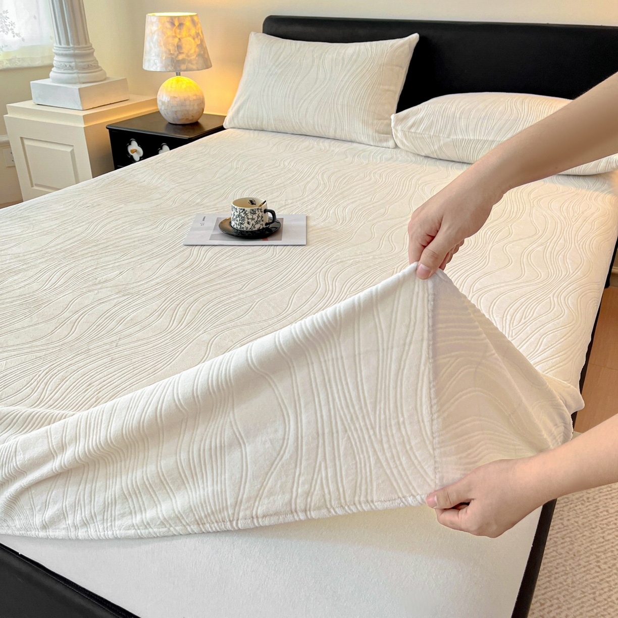 91家纺网 家纺一手货源 找家纺 （总）酱子 2025新款烂花牛奶绒床笠