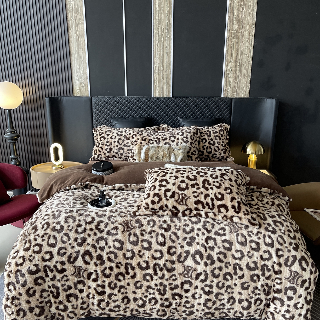 91家纺网 家纺一手货源 找家纺 （总）莱豫家纺 2025新款秋冬加厚皮草级兔绒加牛奶绒四件套